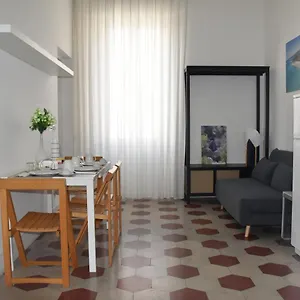 Rhegion Bed & Breakfast